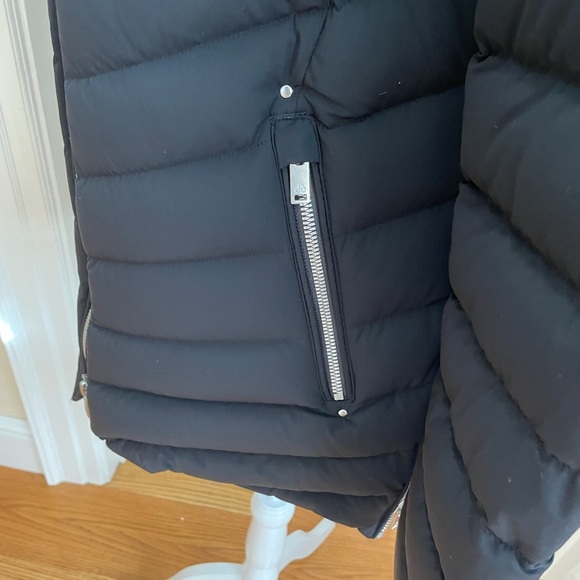 Black Rockcliff Jacket from Moose Knuckles - Picture 4 of 12